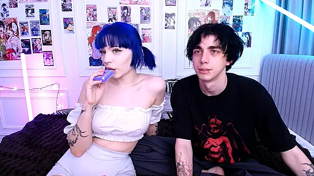 Snapshot of midnight_memories chatting on December 15, 2025, 12:38 am midnight memories online show from December 15, 2025, 12:38 am