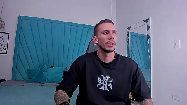 J king   online show from March 24, 2026, 1:38 am