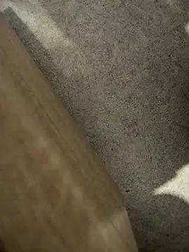 Snapshot of Julie9toma chatting on December 13, 2025, 8:37 pm Julie9toma online show from December 13, 2025, 8:37 pm