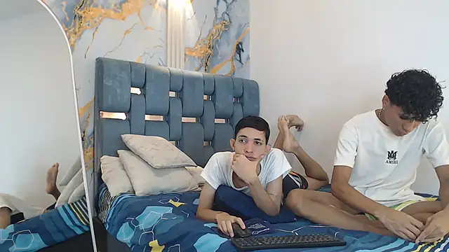 SWEET RABBIT1 online show from February 10, 2026, 7:13 pm