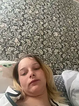 Barbika19 online show from April 8, 2026, 11:44 am