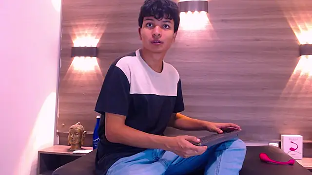 Snapshot of Joseph_Gonzalez chatting on February 16, 2026, 7:01 pm Joseph Gonzalez online show from February 16, 2026, 7:01 pm