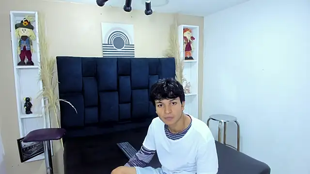 Joseph Gonzalez online show from March 8, 2026, 11:35 am