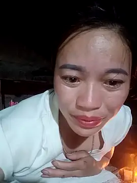 little-effy online show from May 20, 2026, 10:18 pm