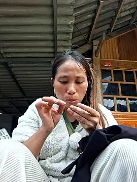 jikey- online show from February 15, 2026, 9:08 am