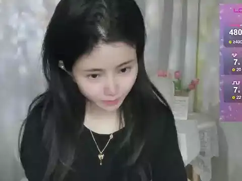 Snapshot of Fish_136 chatting on December 17, 2025, 2:38 am Fish 136 online show from December 17, 2025, 2:38 am