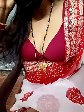 Snapshot of kusbu0077 chatting on February 28, 2026, 10:31 pm kusbu0077 online show from February 28, 2026, 10:31 pm