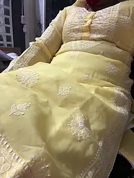 butterflyslay online show from February 1, 2026, 3:38 am