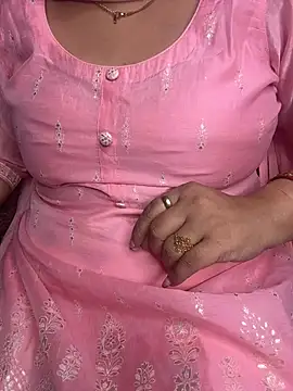 butterflyslay online show from February 12, 2026, 3:45 pm