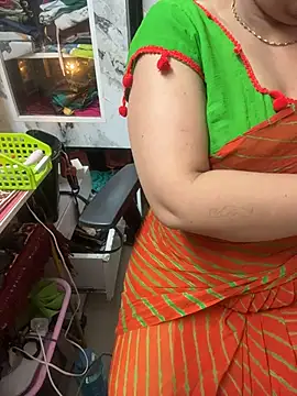 butterflyslay online show from April 18, 2026, 1:08 am