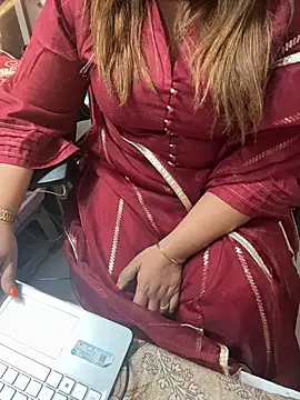 butterflyslay online show from April 17, 2026, 1:19 am