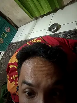 Snapshot of asepSkebord chatting on December 15, 2025, 5:52 pm asepSkebord online show from December 15, 2025, 5:52 pm