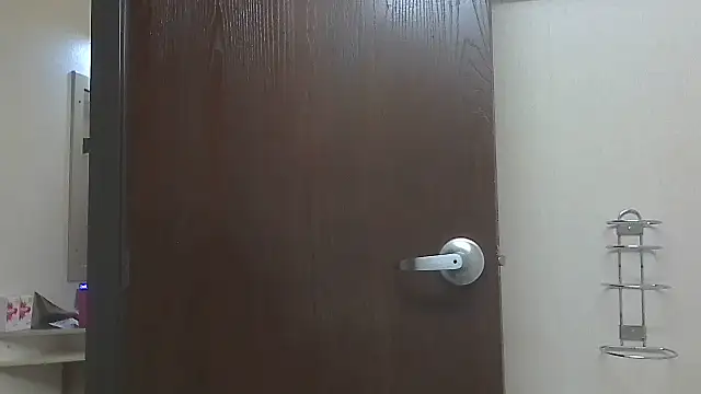 AskAveryAnything online show from February 25, 2026, 6:46 am