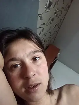 MarynaCold221 online show from December 15, 2025, 12:44 pm