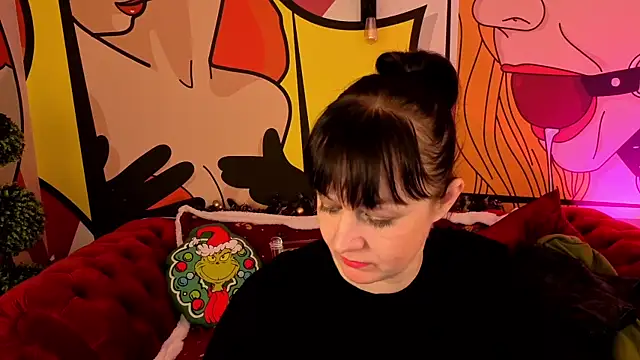 MariStorm online show from December 17, 2025, 2:22 pm