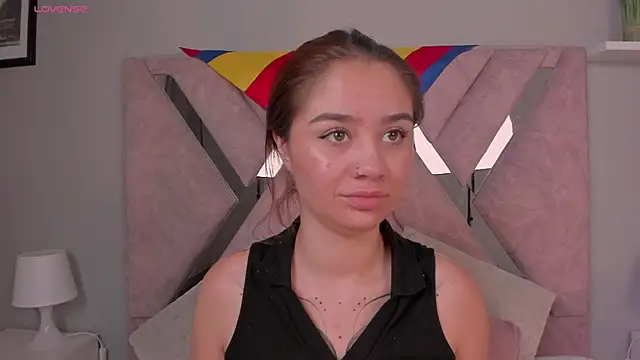 Snapshot of Amelia_Saenz_ chatting on June 20, 2026, 1:38 pm Amelia Saenz online show from June 20, 2026, 1:38 pm