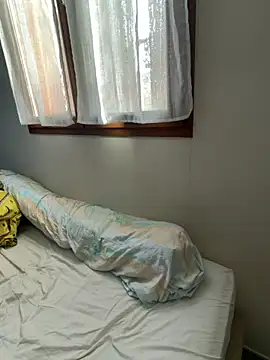 CoquineCharmeuse online show from February 6, 2026, 1:07 pm