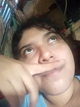 Rousse uwu online show from February 3, 2026, 10:26 pm