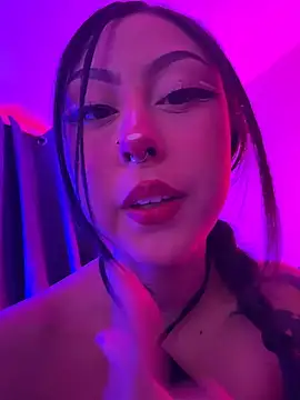 sharonbone online show from March 22, 2026, 4:27 am