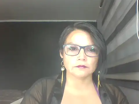 Snapshot of SHAMELESSLY_HOT chatting on March 18, 2026, 2:15 am SHAMELESSLY HOT online show from March 18, 2026, 2:15 am