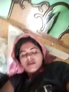 Sexy Rajkumari123 online show from February 17, 2026, 9:28 am