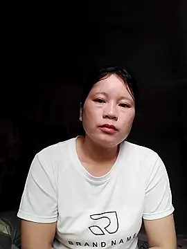 Snapshot of yuki552 chatting on December 22, 2025, 1:06 am yuki552 online show from December 22, 2025, 1:06 am