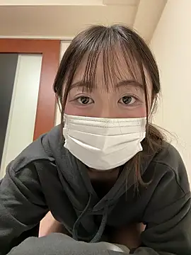 Snapshot of shuka-xoxo chatting on February 2, 2026, 4:17 pm shuka-xoxo online show from February 2, 2026, 4:17 pm