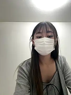 Snapshot of shuka-xoxo chatting on December 14, 2025, 4:45 pm shuka-xoxo online show from December 14, 2025, 4:45 pm