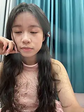 Snapshot of Kawaii-P chatting on January 5, 2026, 5:49 pm Kawaii-P online show from January 5, 2026, 5:49 pm