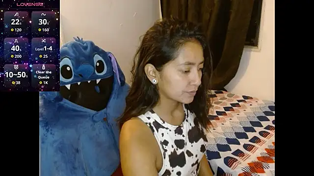 NovahPerotti online show from March 24, 2026, 12:32 am