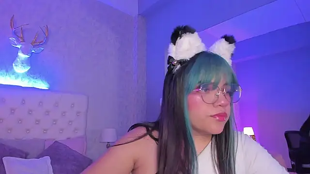 Snapshot of ZoeSkyee_ chatting on December 14, 2025, 2:29 am ZoeSkyee online show from December 14, 2025, 2:29 am