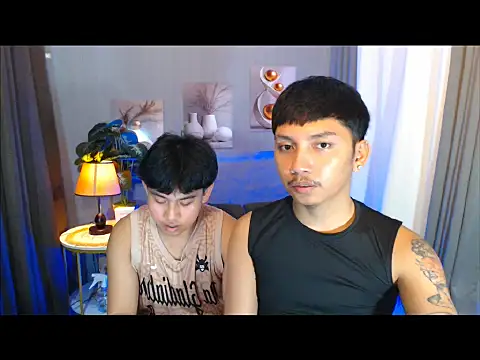 dylan hardfucker online show from April 5, 2026, 8:32 am