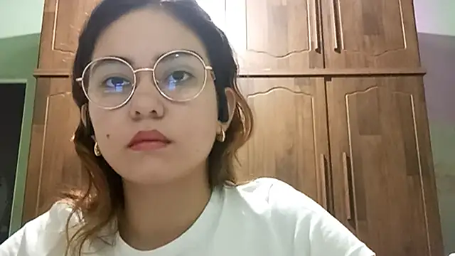 Snapshot of SusanaGuys chatting on December 14, 2025, 12:11 pm SusanaGuys online show from December 14, 2025, 12:11 pm