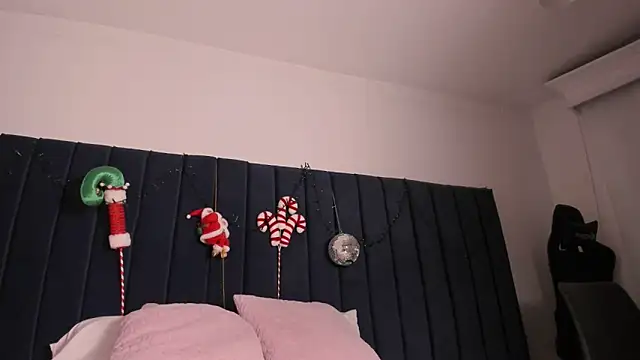 milk rain online show from December 22, 2025, 11:54 am