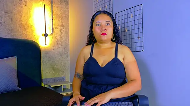 Snapshot of RavenLevi chatting on December 16, 2025, 12:09 pm RavenLevi online show from December 16, 2025, 12:09 pm