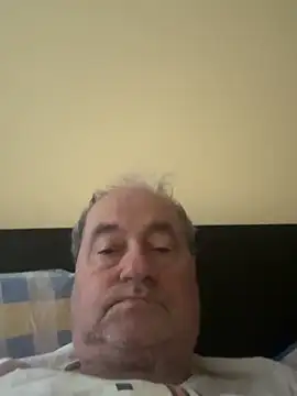 Snapshot of csikar chatting on May 28, 2026, 5:04 am csikar online show from May 28, 2026, 5:04 am