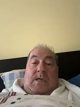 Snapshot of csikar chatting on May 5, 2026, 4:59 am csikar online show from May 5, 2026, 4:59 am
