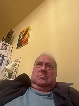 Snapshot of csikar chatting on May 6, 2026, 9:08 pm csikar online show from May 6, 2026, 9:08 pm