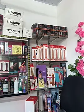 Snapshot of lunaluxury22 chatting on February 3, 2026, 1:27 pm lunaluxury22 online show from February 3, 2026, 1:27 pm