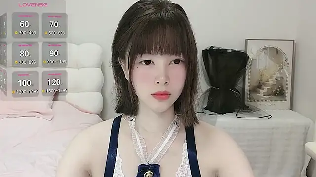 Anna-2005 online show from May 23, 2026, 5:06 am