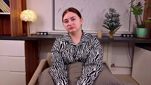 Snapshot of SolHaukaas chatting on December 21, 2025, 1:30 am SolHaukaas online show from December 21, 2025, 1:30 am