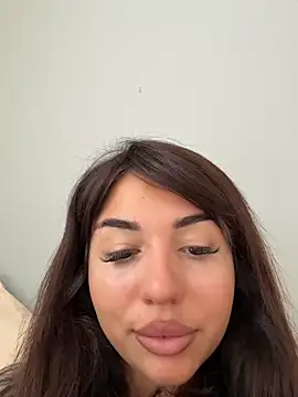 SilkyMira online show from July 25, 2026, 9:28 am