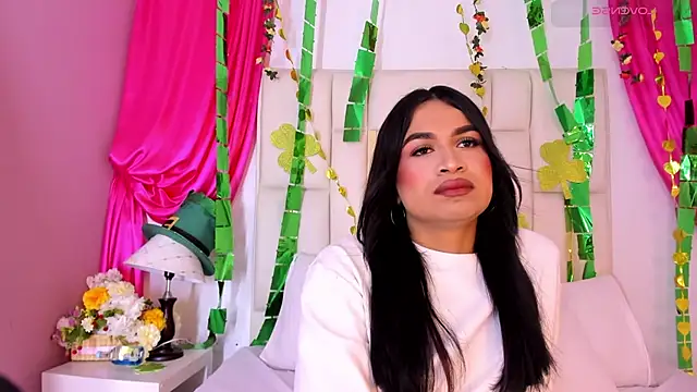 Silvanna-Casstro online show from March 12, 2026, 11:47 am