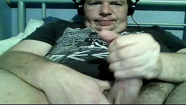 mrhardcock12 online show from March 1, 2026, 9:26 pm