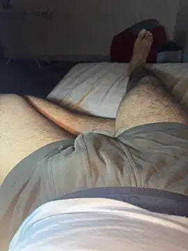 Night outcam online show from April 6, 2026, 1:56 pm