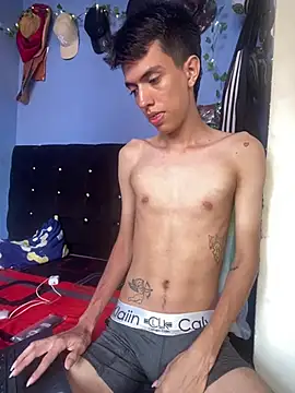 Juan Gomezz26 online show from March 27, 2026, 8:21 pm