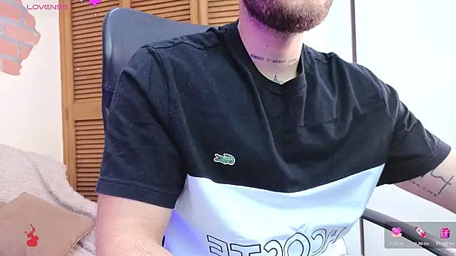 Snapshot of King_meruem chatting on December 14, 2025, 1:06 pm King meruem online show from December 14, 2025, 1:06 pm