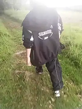 Snapshot of ZarayNero chatting on February 17, 2026, 9:45 pm ZarayNero online show from February 17, 2026, 9:45 pm