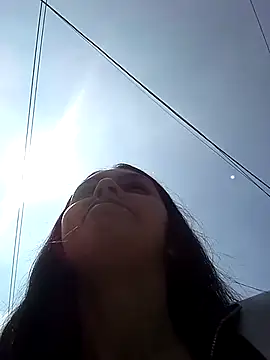 athenealovee online show from December 16, 2025, 3:49 pm