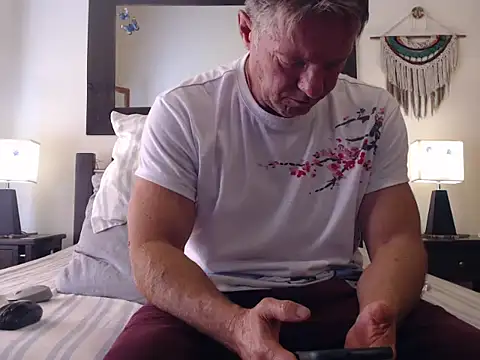 TommyLopez online show from December 18, 2025, 3:38 pm